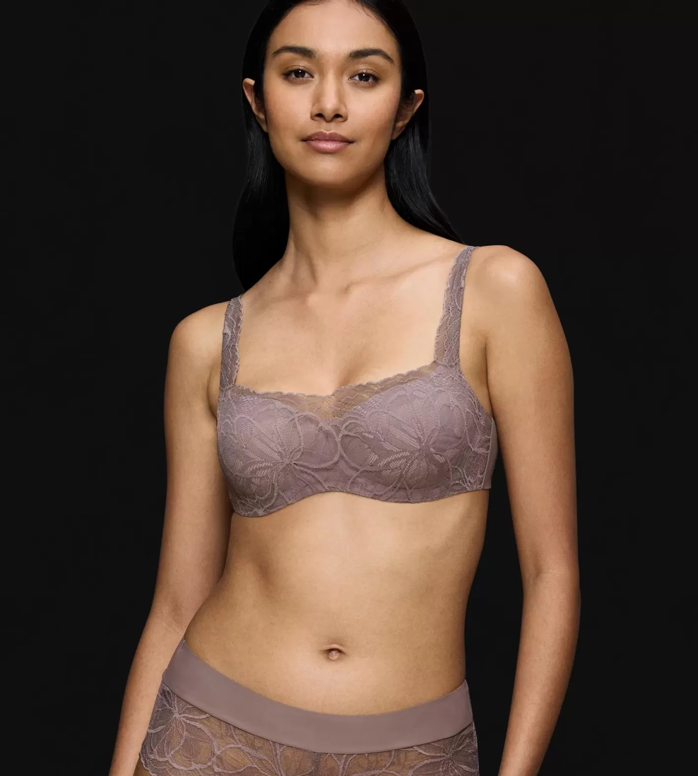 Triumph BODY MAKE-UP ILLUSION LACE