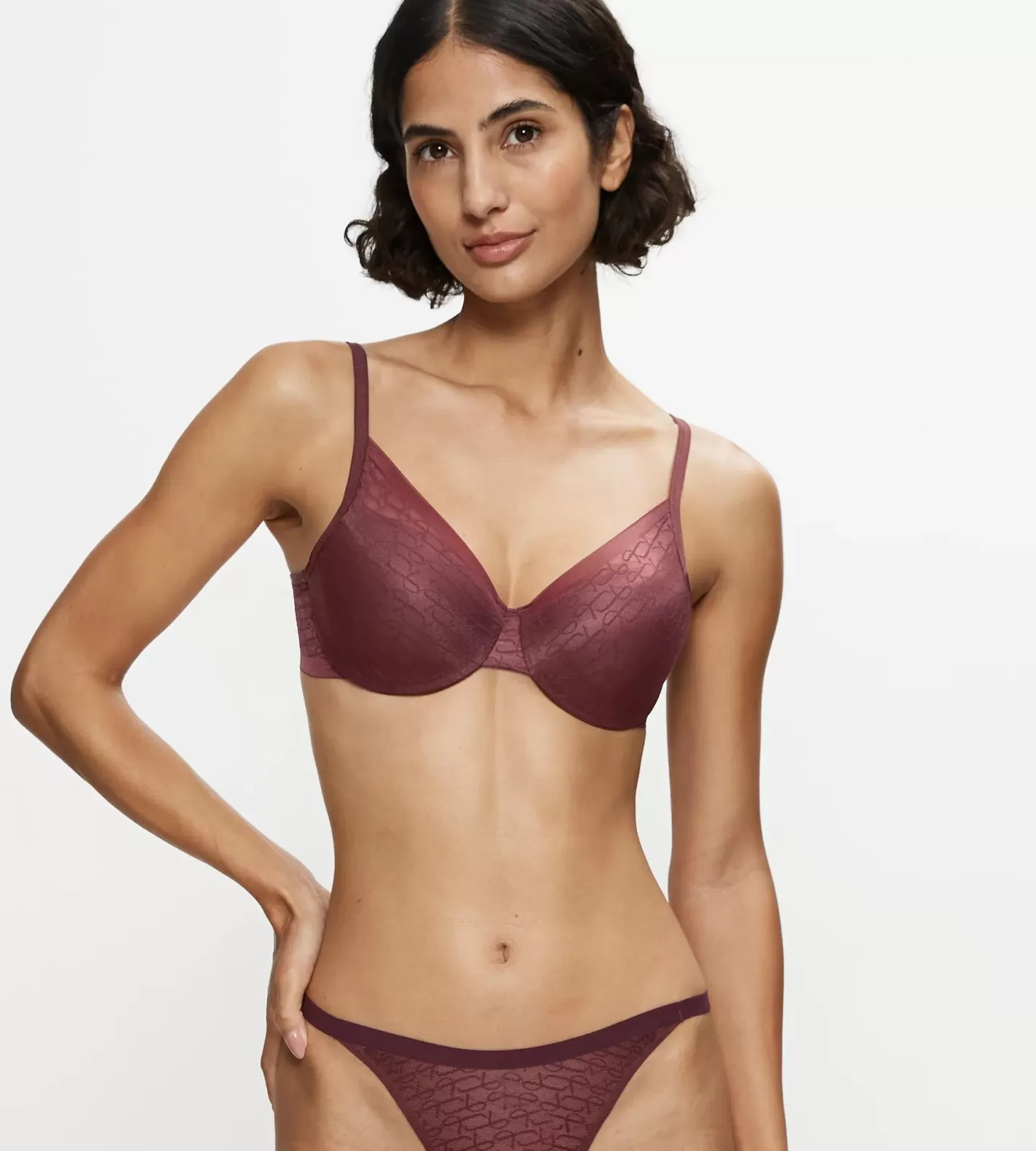 Triumph SIGNATURE SHEER