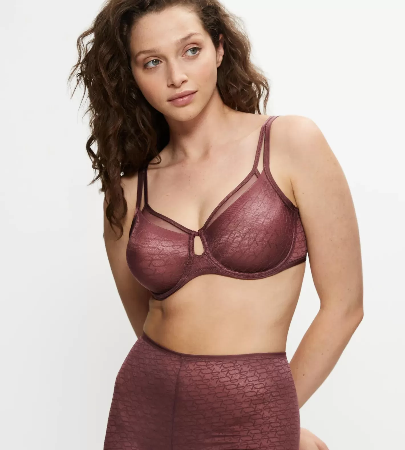 Triumph SIGNATURE SHEER