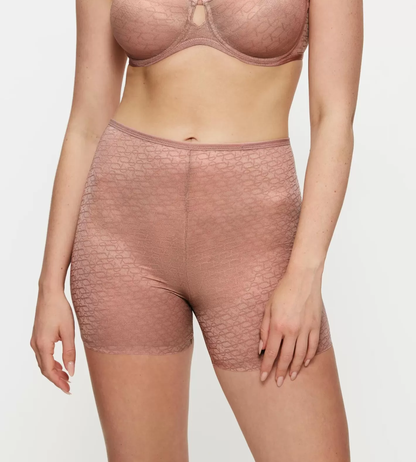 Triumph SIGNATURE SHEER